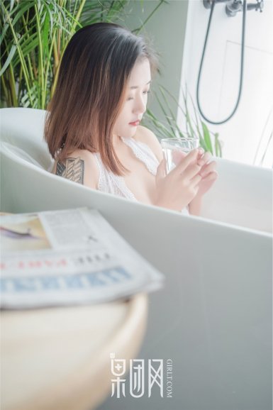 db真人官网|百年人寿股权的珍珑棋局